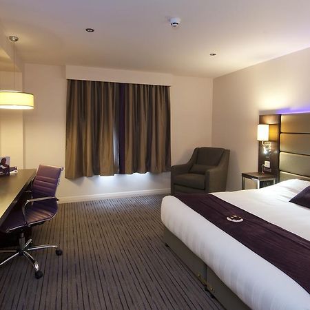 Premier Inn Chesterfield North ภายนอก รูปภาพ